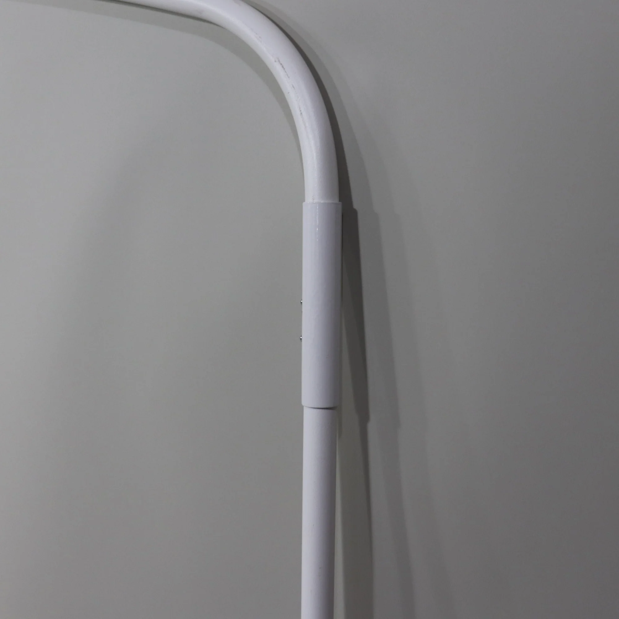 Click Lock Glide Out Bow 71 X 44 Used - Image 4