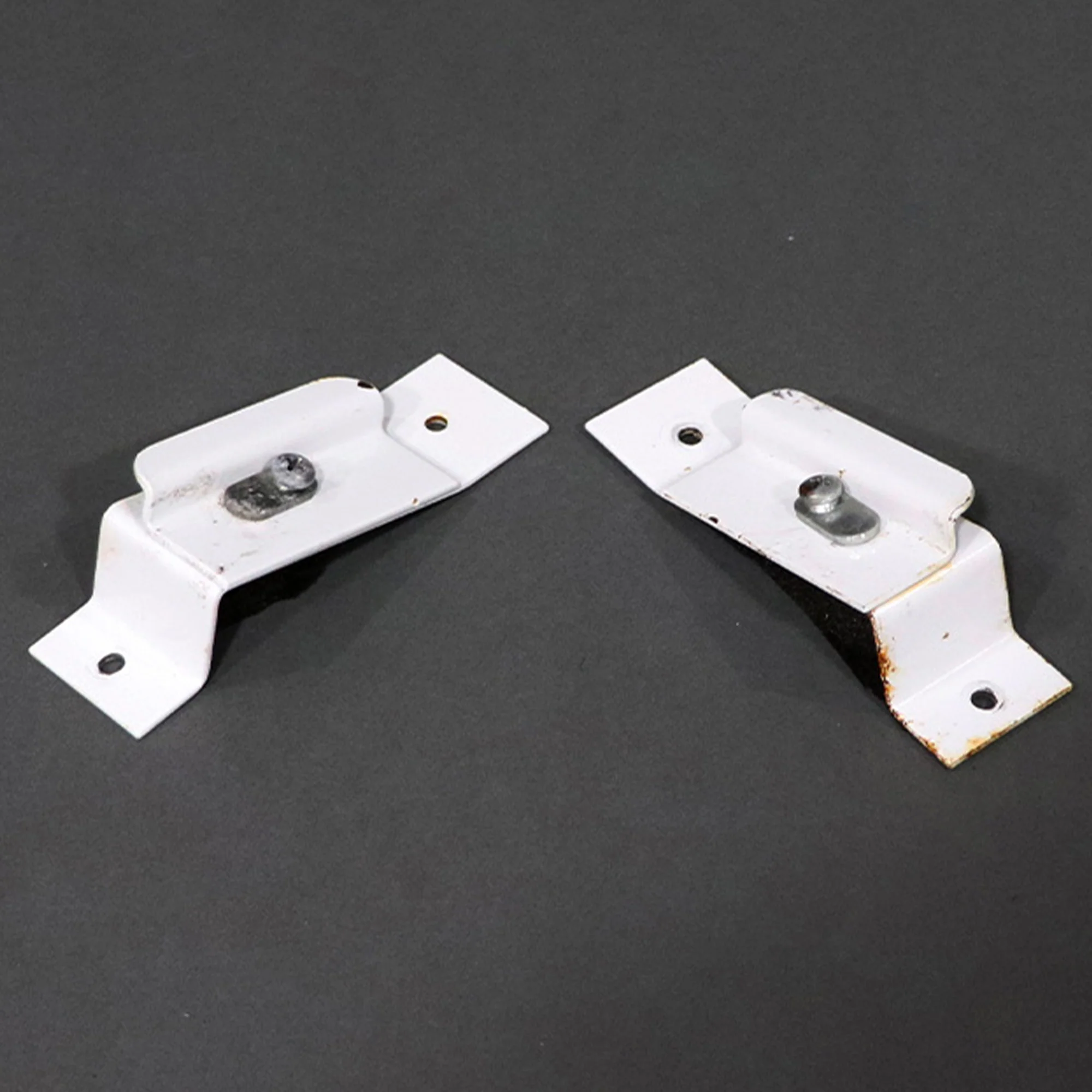 Screen Door Retainer Bracket Kit Used - Image 2
