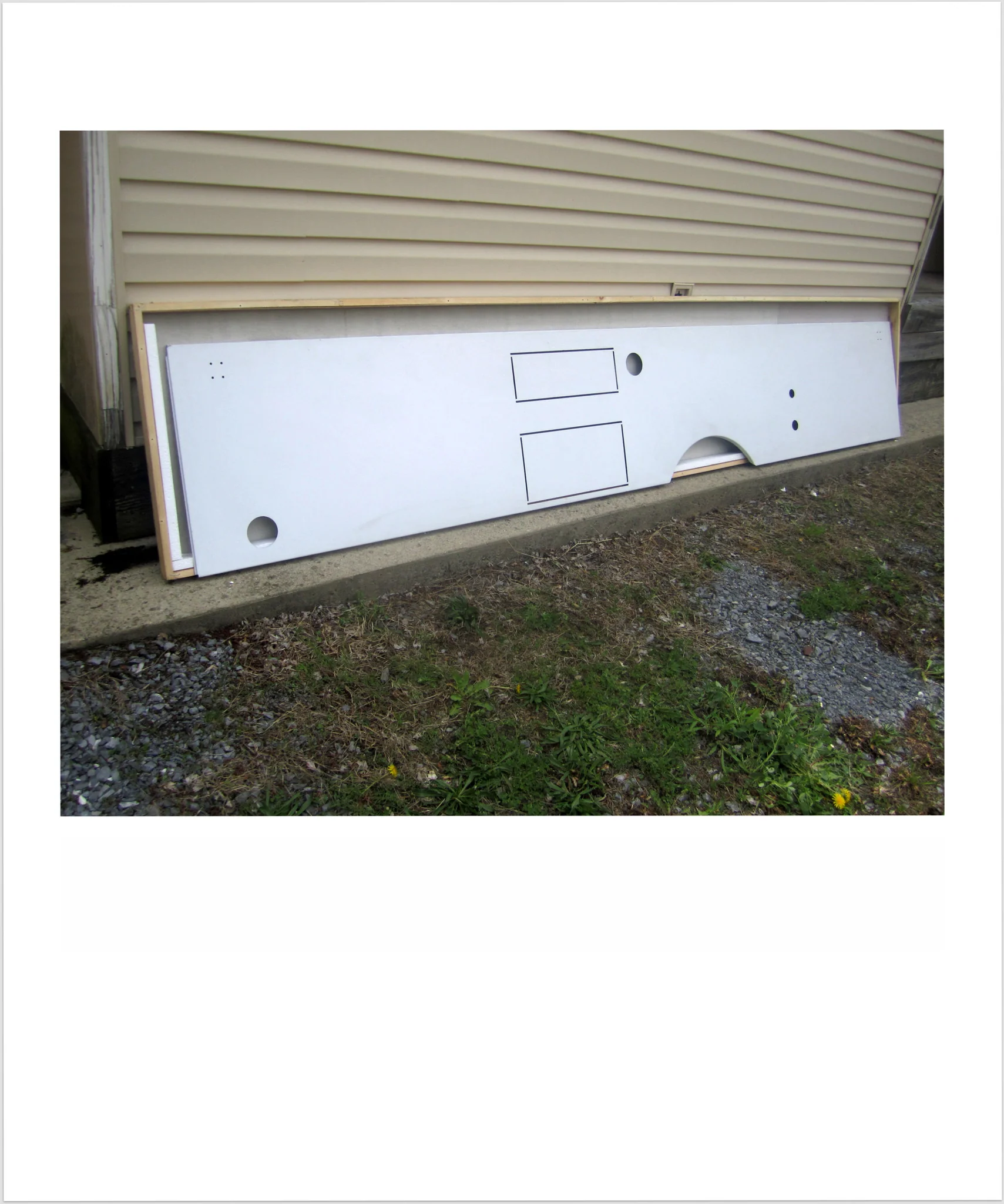 Side Panel - Image 2