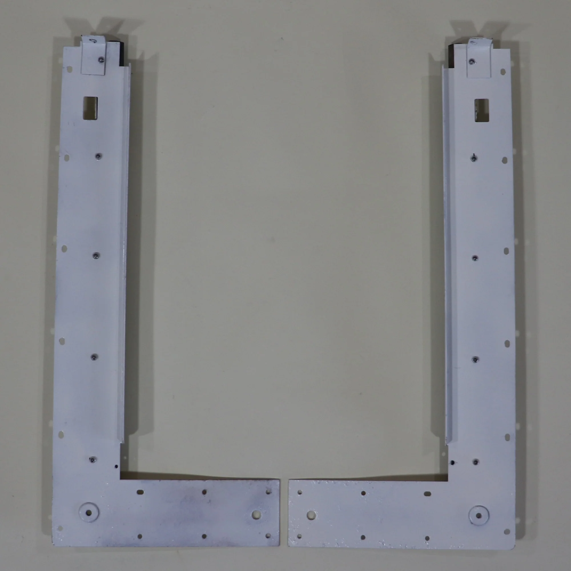White Stepper Door Bulkheads Used - Image 2